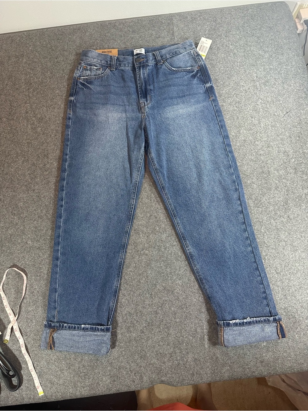 Kensie Medium Blue Jeans with Cuffed Hem